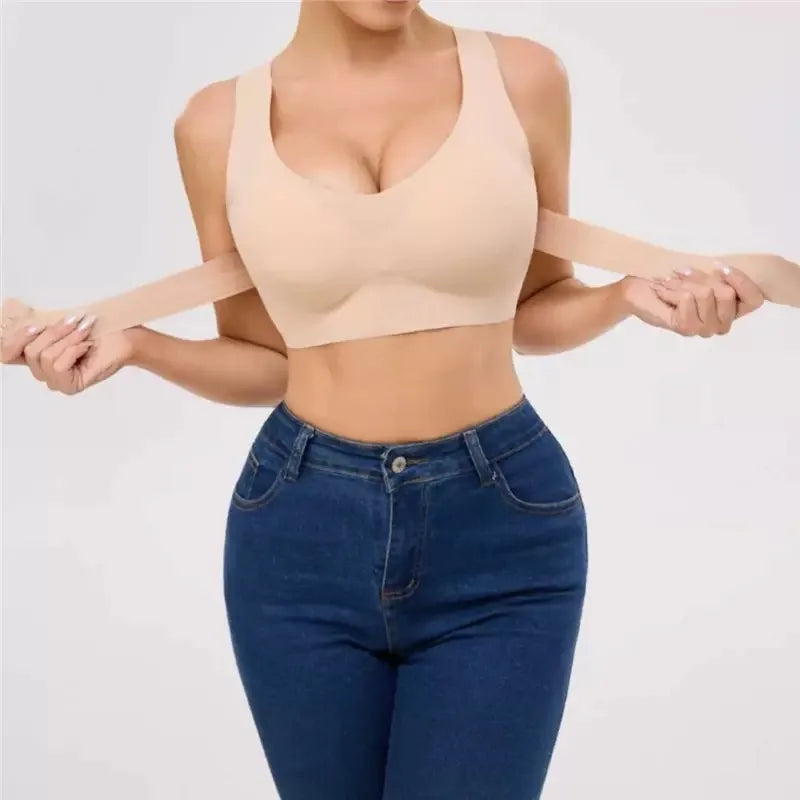חזיית ספורט ללא תפרים עם סגירה קדמית