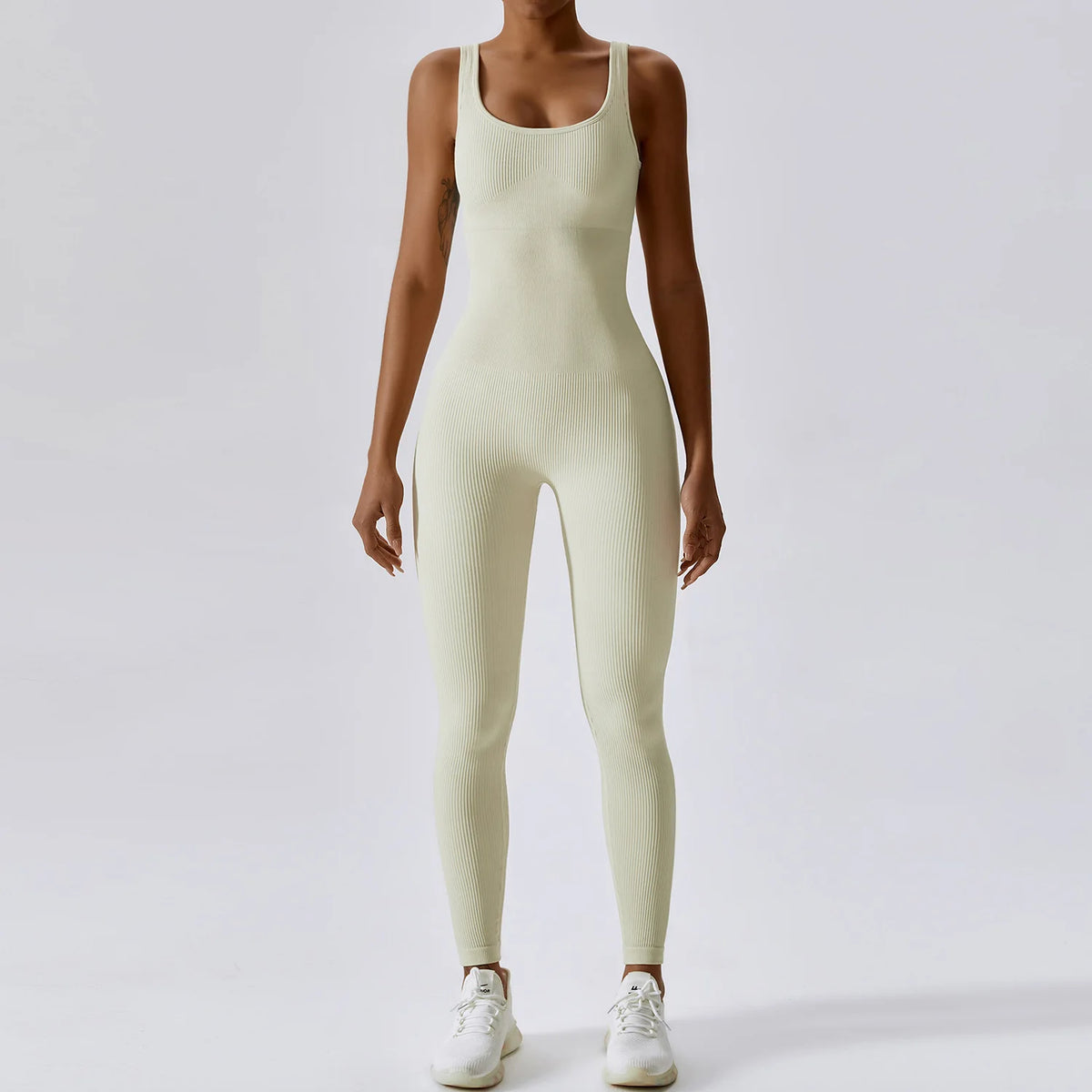 אוברול ספורט לנשים – Seamless One Piece